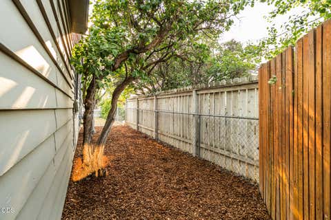 Tiny photo for 947 SW 14th Street, Redmond, OR 97756 (MLS # 220227331)