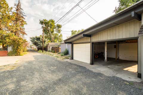 Tiny photo for 947 SW 14th Street, Redmond, OR 97756 (MLS # 220227331)