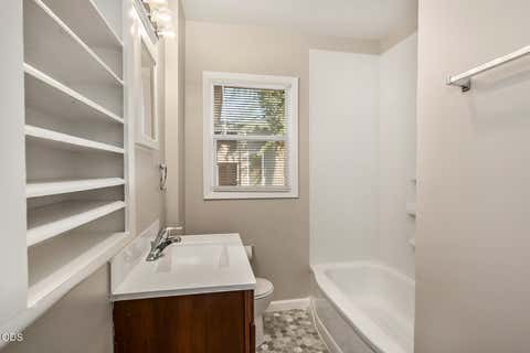 Tiny photo for 947 SW 14th Street, Redmond, OR 97756 (MLS # 220227331)