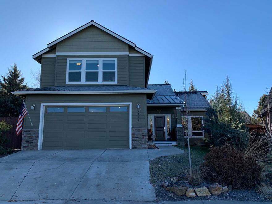 Come enjoy this quality build in a private corner of this tucked away neighborhood!  The chef's kitchen includes custom stainless steel appliances, granite counters and plenty of storage. The gas downdraft range faces out into the great room so you're always part of the fun. The fireplace, water heater and furnace all run on gas. The master bedroom is on the main floor and includes a walk in closet and master bath sanctuary with a dual head tiled shower and a divine soaking tub. Vaulted ceilings upstairs and down make it feel even bigger than it is. The 4th bedroom could be an office and has Cascade Mtn views.  Upgraded fixtures, ceiling fans & trimmed out windows add to the beauty of the home.  It has mature landscaping, sprinklers on timers and is fully fenced for your privacy, kids or pets. NEW: high end blinds, A/C, shed, beach, raised garden, privacy panel and extra storage mean you can move in and just start enjoying life!  Sellers are Licensed Realtors in Oregon.  Visit soon!