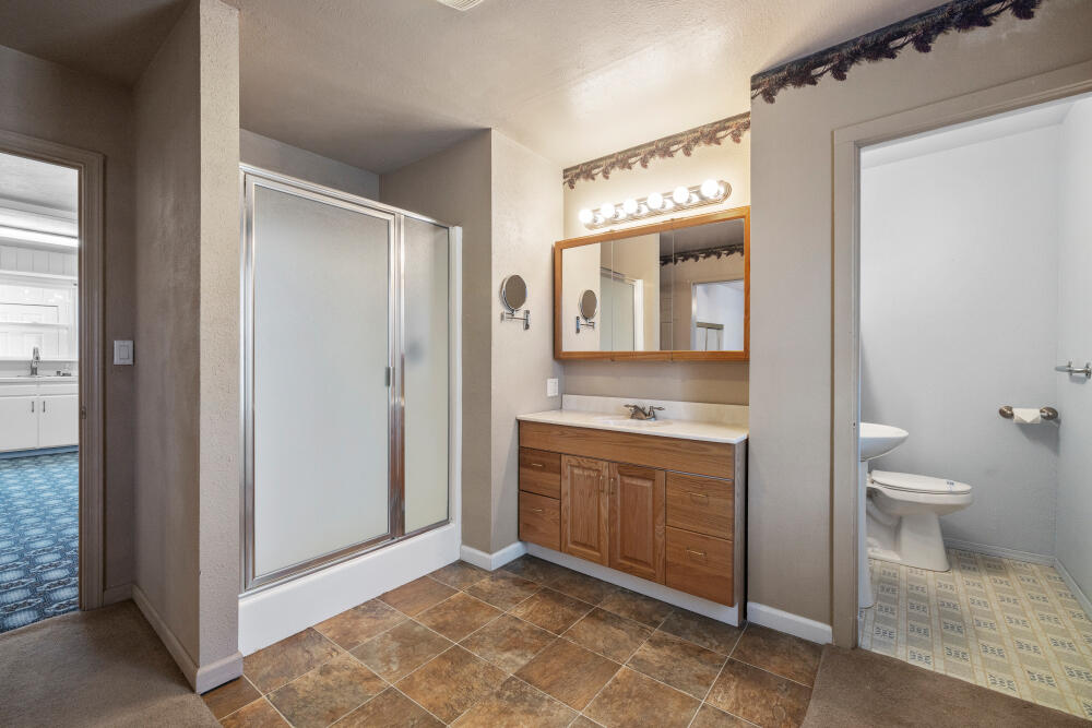 Klamath Falls -Darrow Addition - Commercial Sale