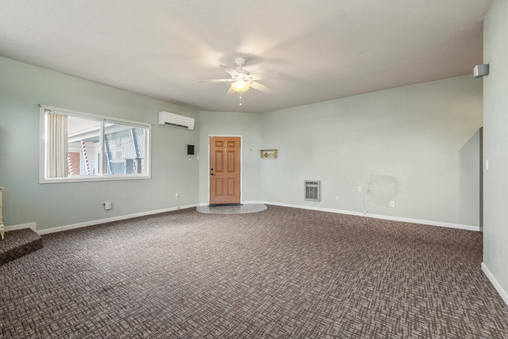 Klamath Falls -Darrow Addition - Commercial Sale