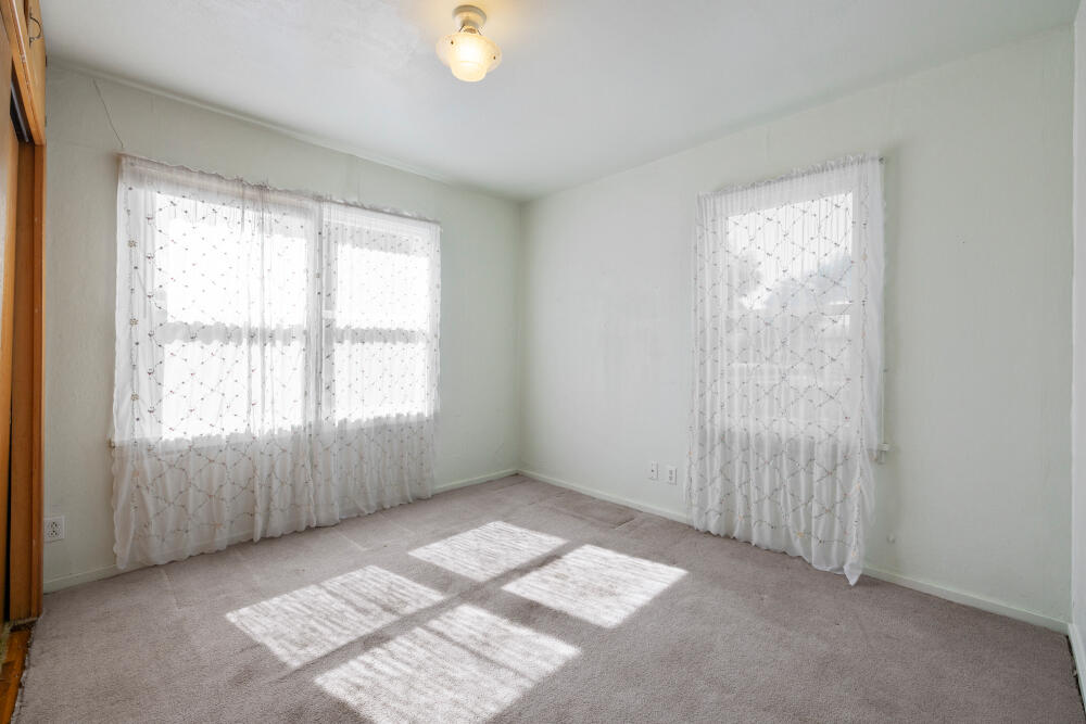 Klamath Falls -Darrow Addition - Commercial Sale