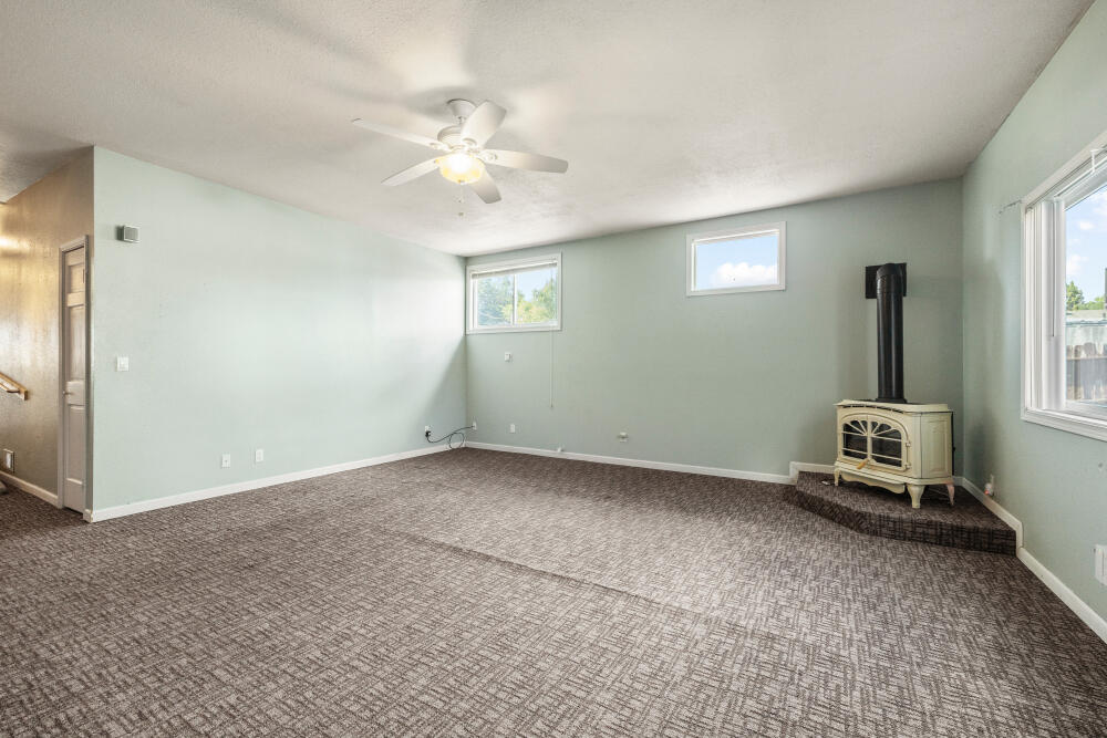 Klamath Falls -Darrow Addition - Commercial Sale