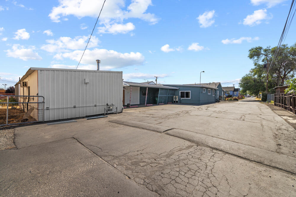 Klamath Falls -Darrow Addition - Commercial Sale
