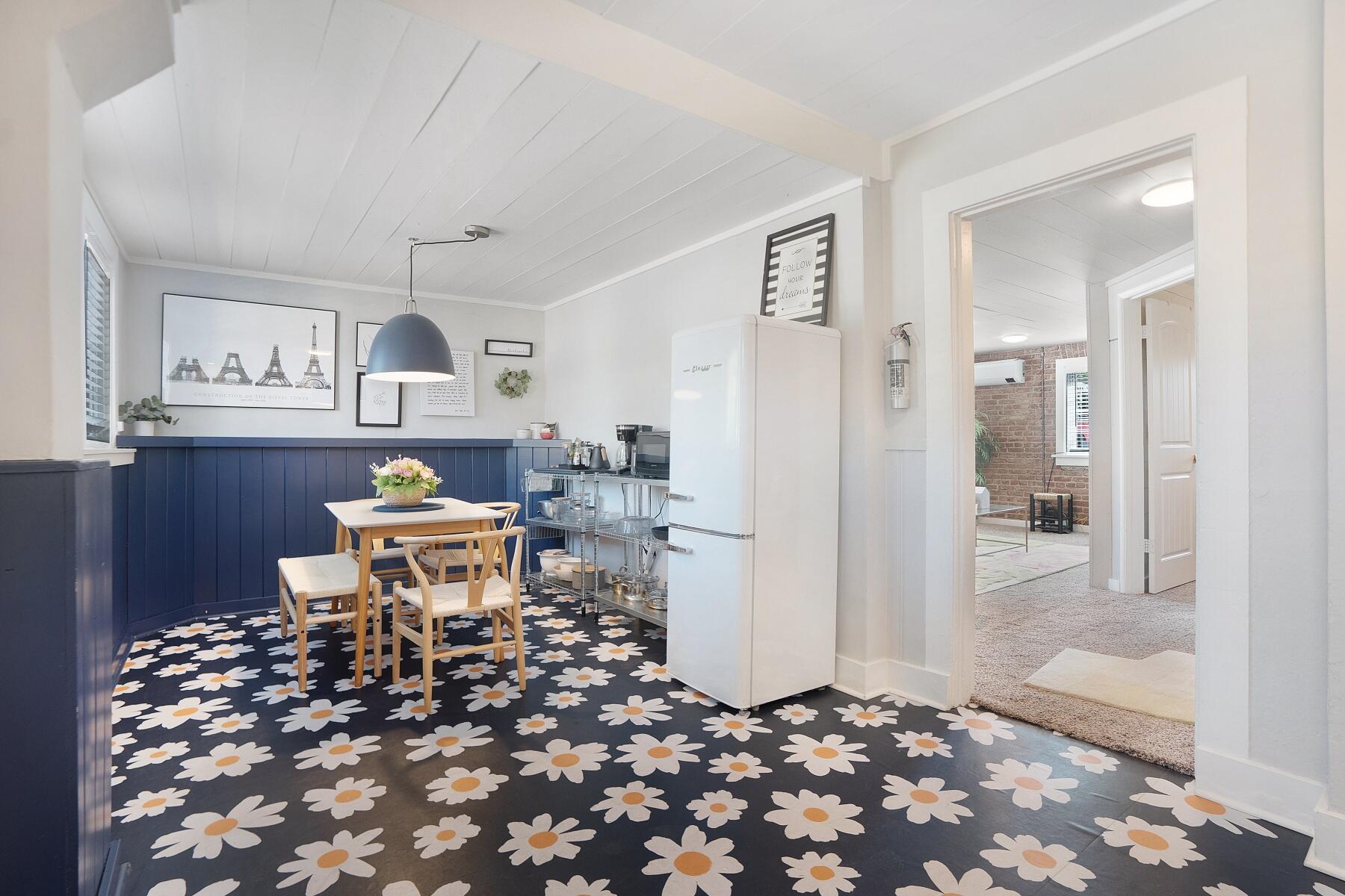 1st Addition Bend Pk - Residential