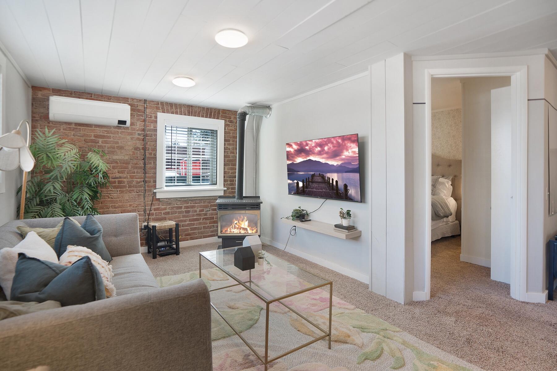 1st Addition Bend Pk - Residential