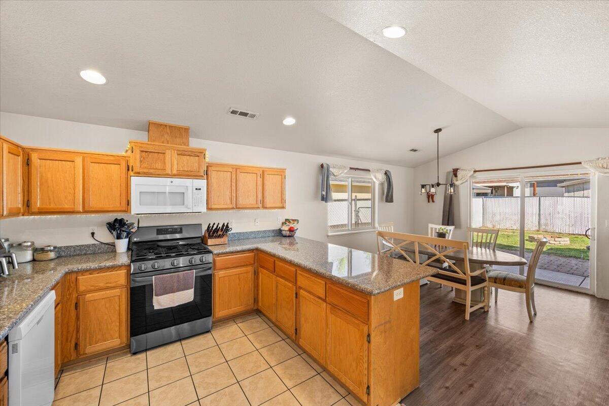 Falcon Meadows - Residential