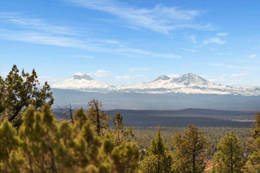 Rare opportunity to own one the few view lots left in Eagle Crest Resort with panoramic Cascade Mountain views! This lot is perched at the top of the West Ridge on a private cul-de-sac overlooking the Cascade Mountains and miles and miles of Juniper forest. Located near the Lakeside Sports Center, Cline Butte, and BLM trailheads. Use any builder to build your dream home.
Nestled against the majestic Cascade Mountains, Eagle Crest Resort is a Full-Service Destination Resort located along the Deschutes River just outside the city of Redmond, Oregon on 1700 acres in the high desert of Central Oregon offering championship golf, world-class fly fishing, indoor/outdoor tennis, and pickleball, three sports centers with pools, dining establishments, a lodge and conference center, and miles of biking and hiking trails. From an active lifestyle to a relaxing retreat, Eagle Crest Resort is the perfect place to call home.