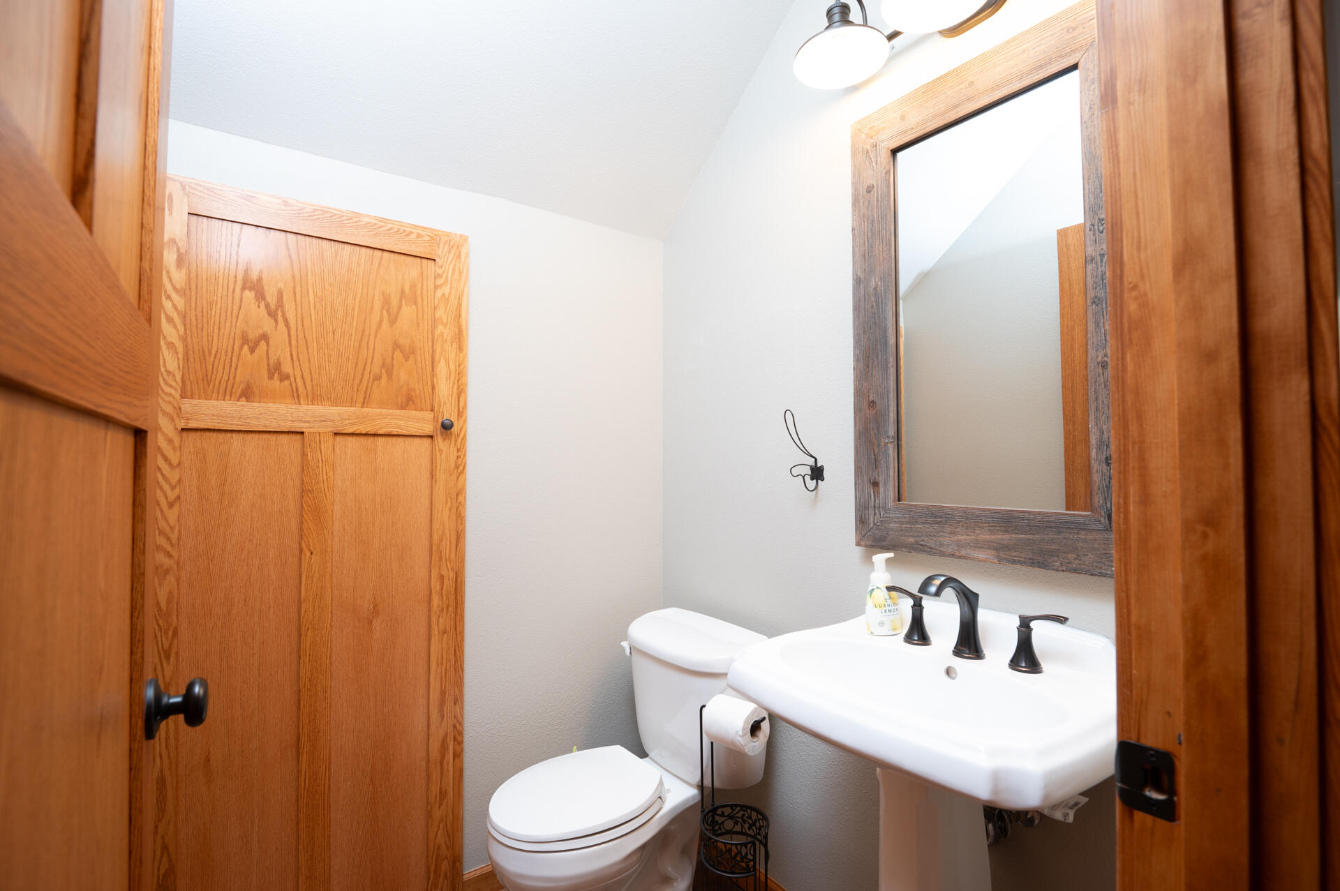 Broken Top - Residential