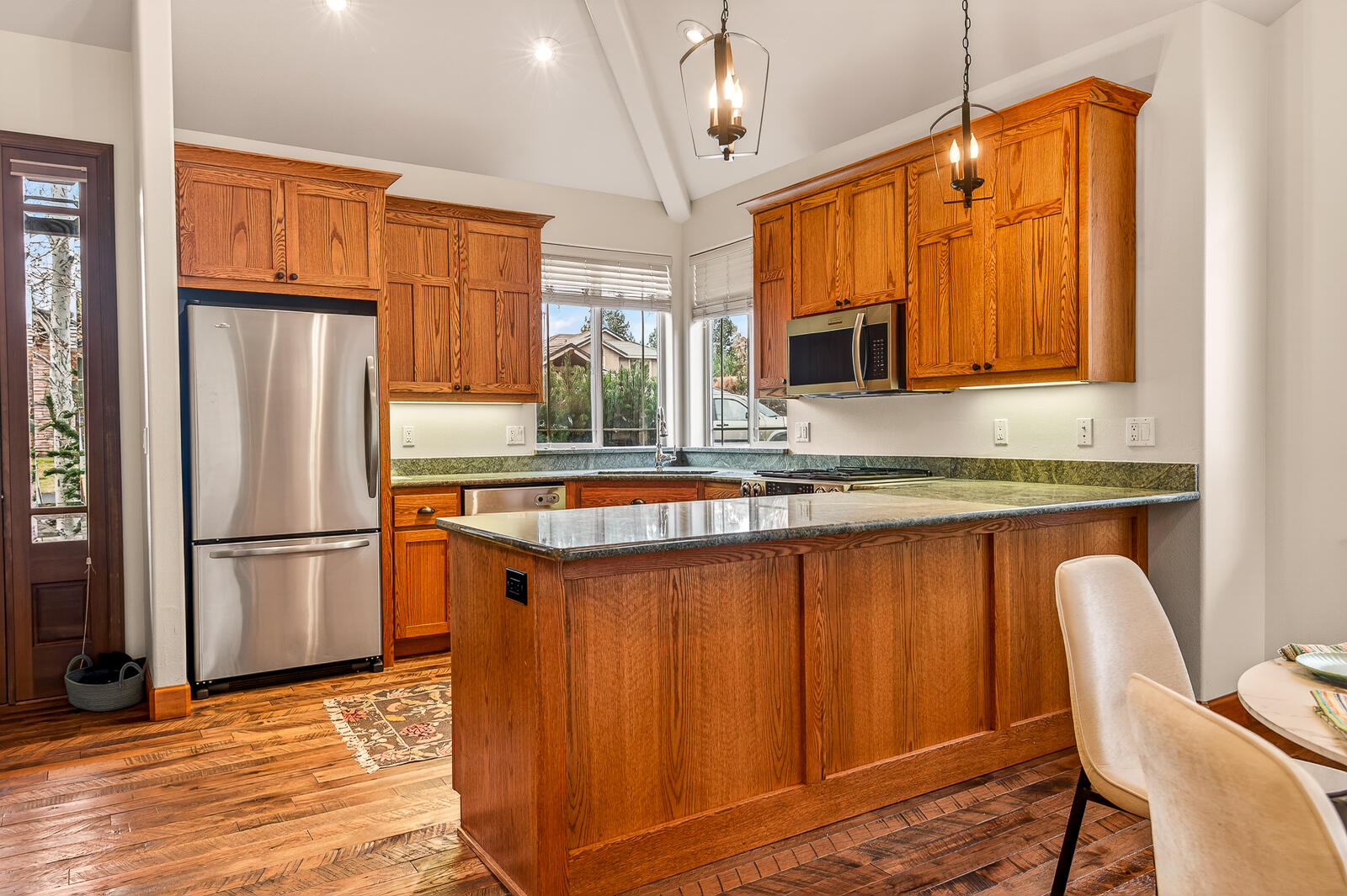 Broken Top - Residential