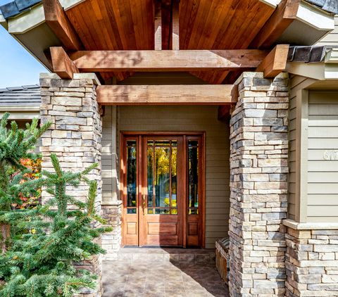 61783 Metolius Drive Bend OR 97702