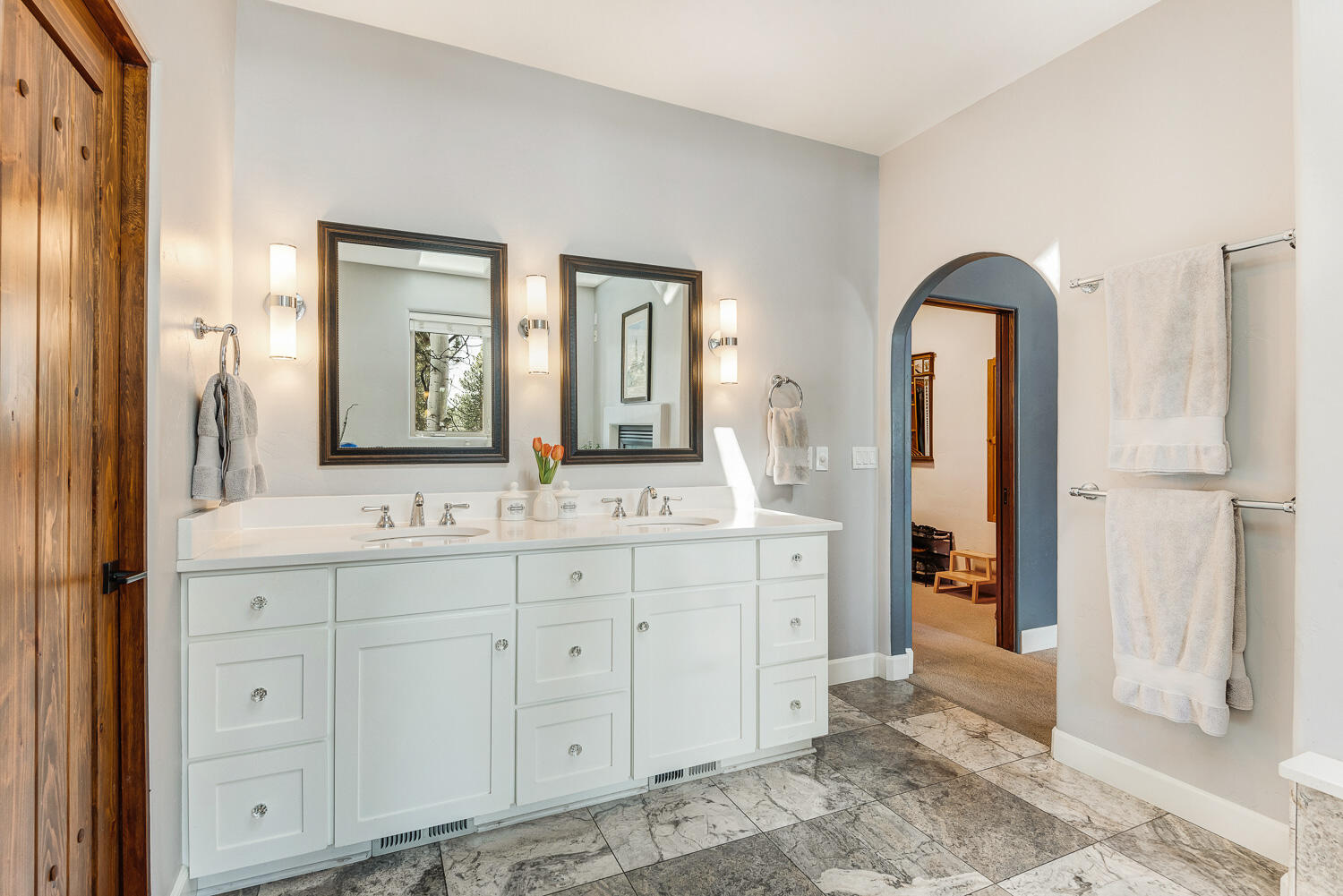 Broken Top - Residential