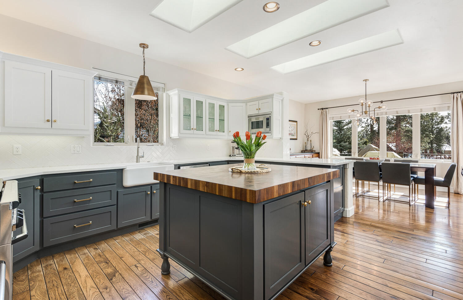 Broken Top - Residential