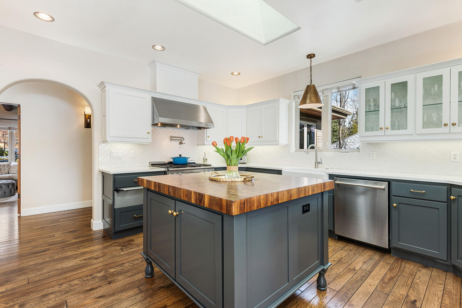 Broken Top - Residential