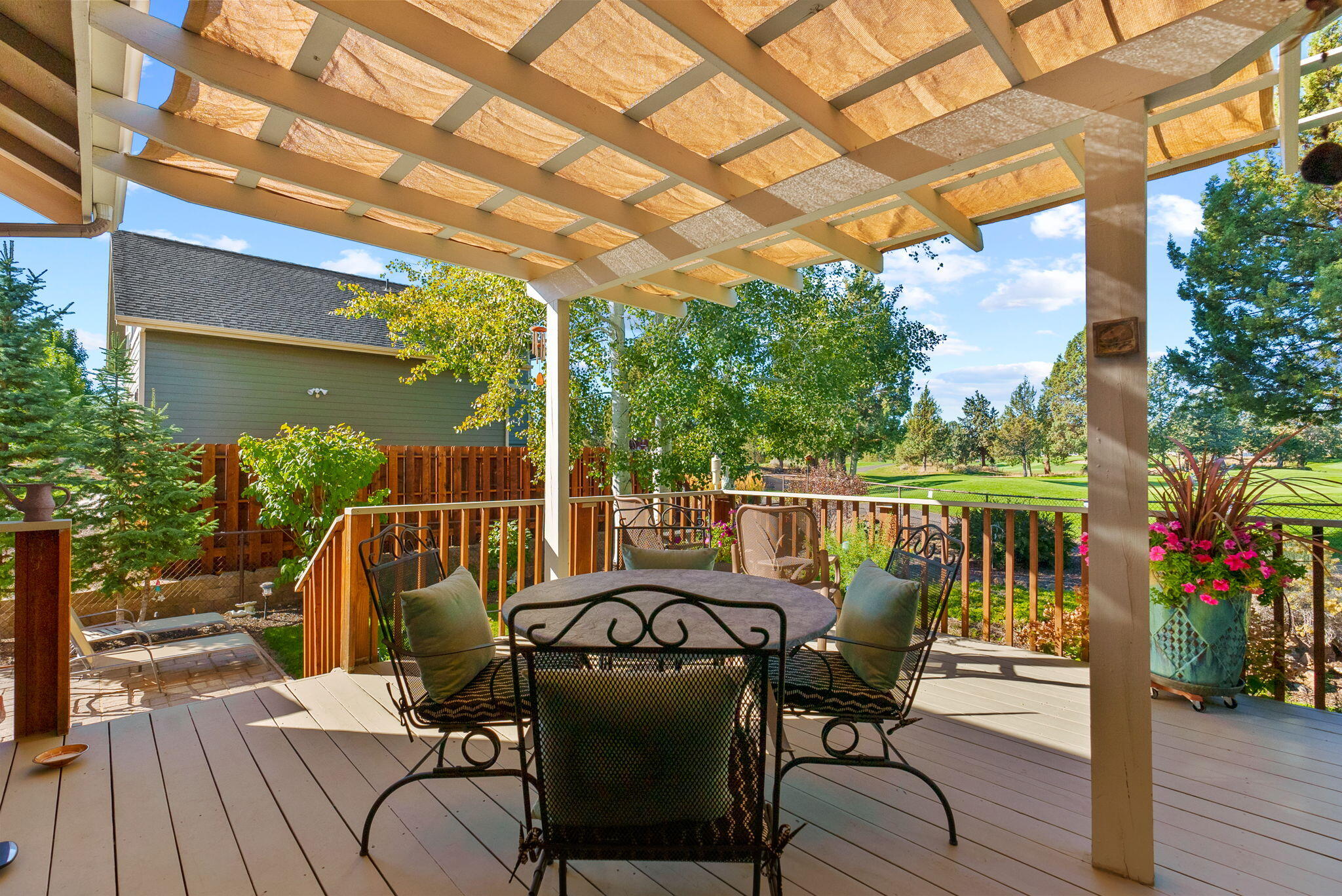 Greens At Redmond - Residential