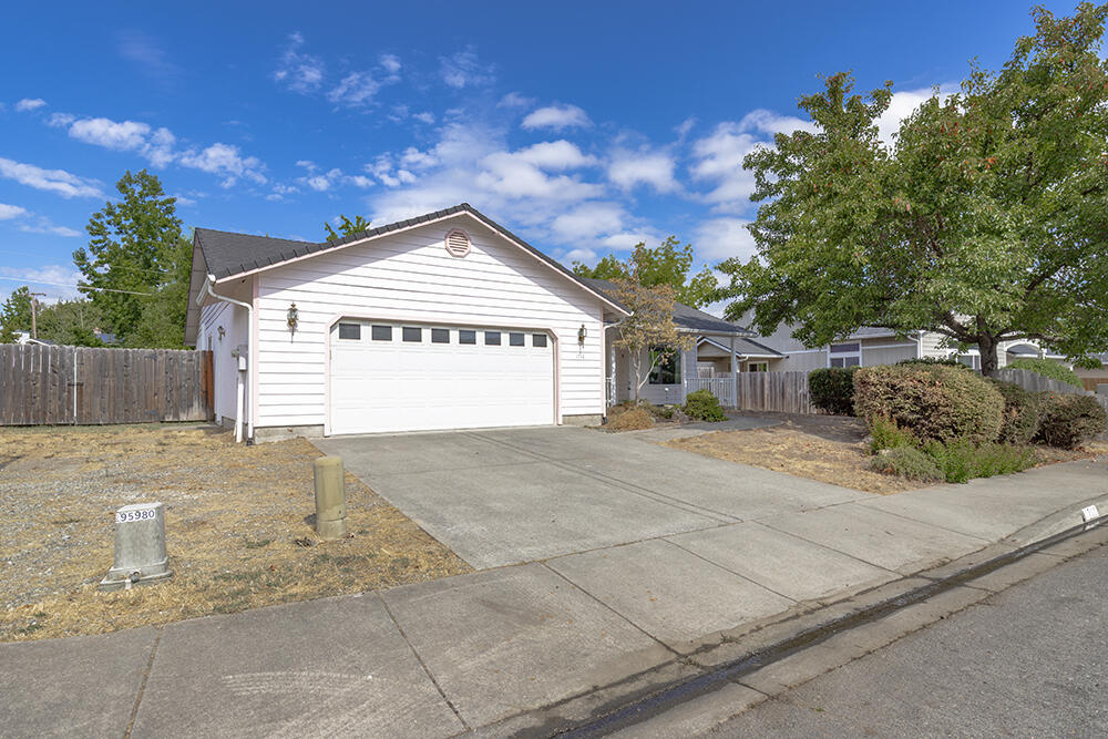 Blue Moon Estates - Residential