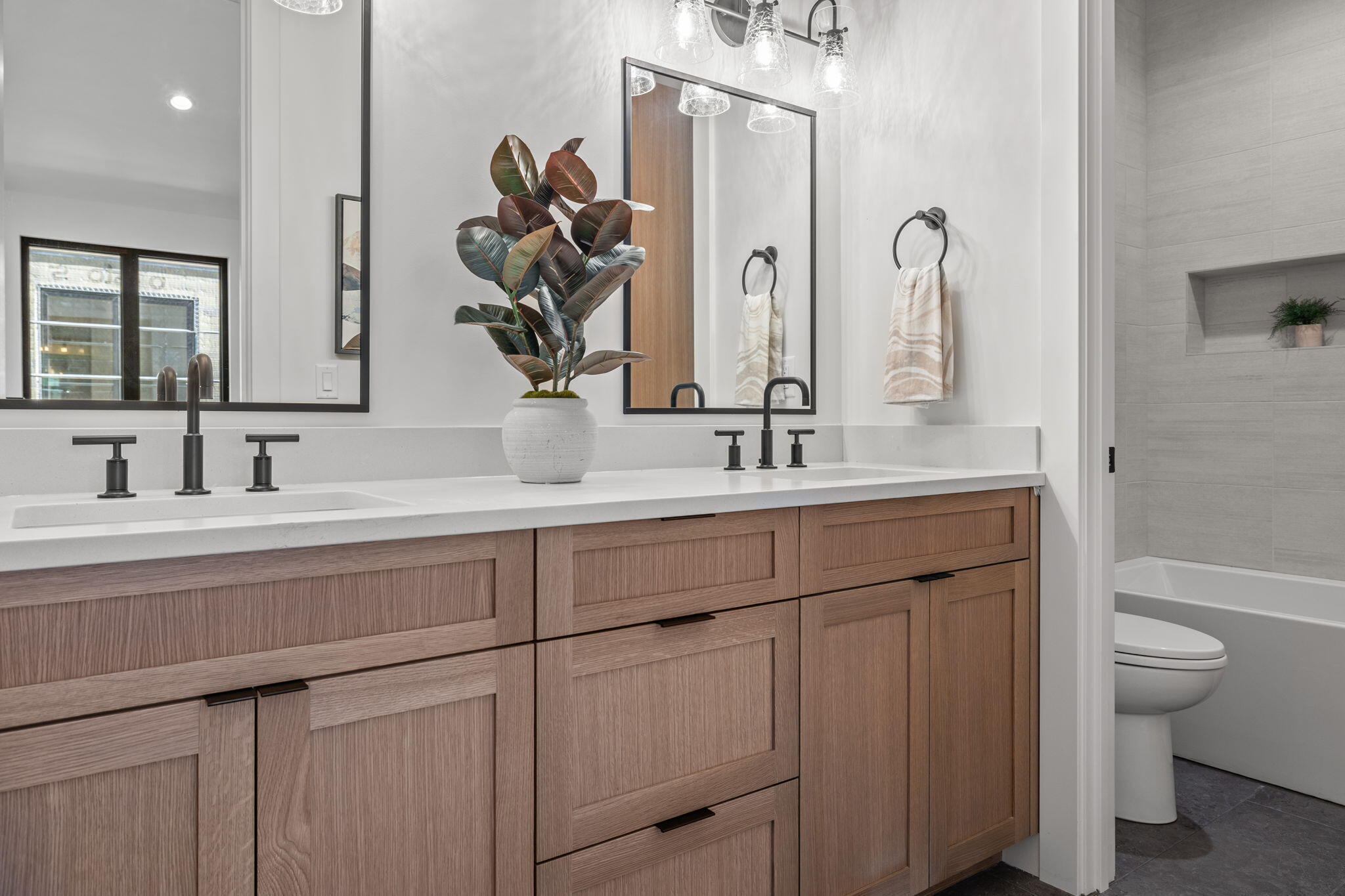 Discovery West Phase 4 - Residential