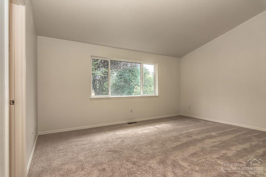 Justin Glen - Residential