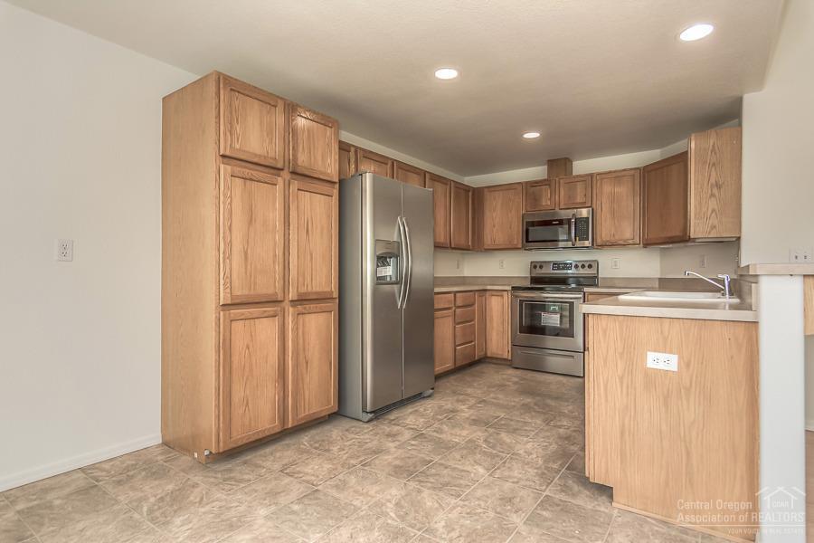 Justin Glen - Residential