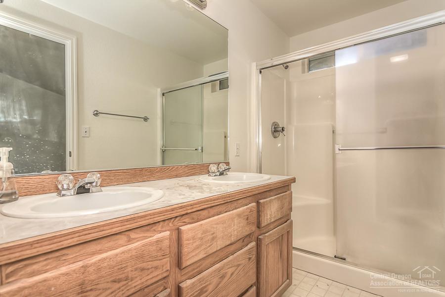 Justin Glen - Residential