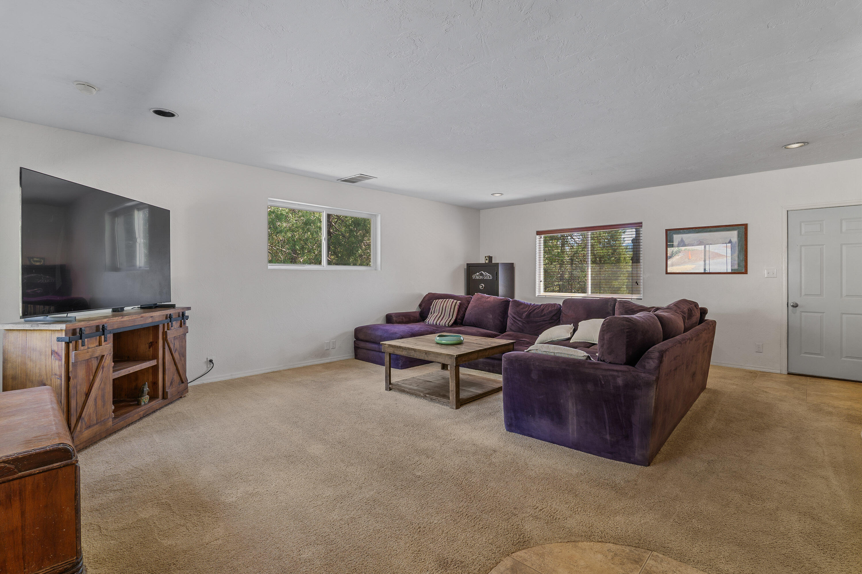 Rogueland Gardens Subdivisiondivsion - Residential