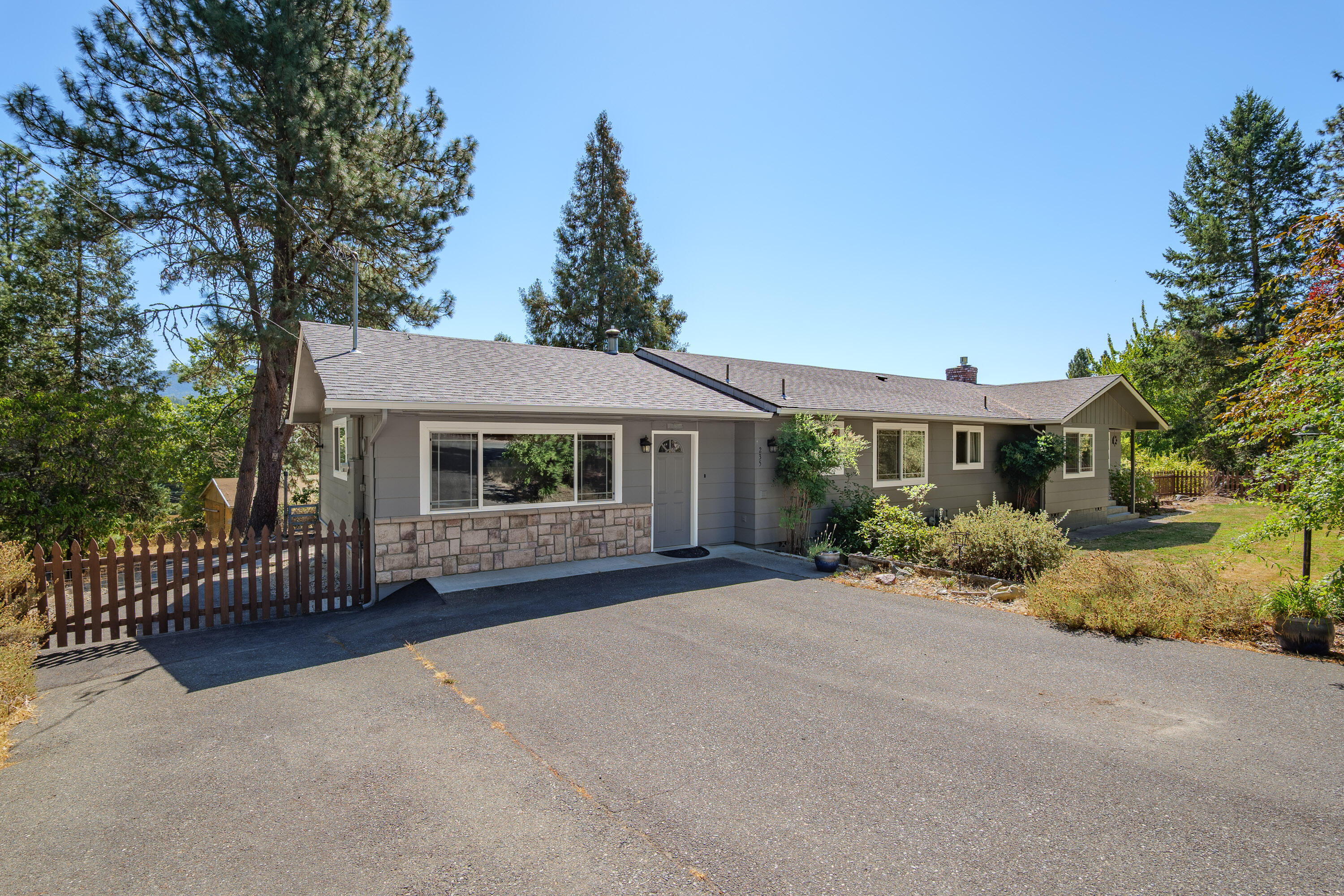 Rogueland Gardens Subdivisiondivsion - Residential