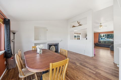 Tiny photo for 2113 NW 22nd Street, Redmond, OR 97756 (MLS # 220219579)