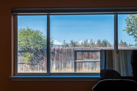 Tiny photo for 2113 NW 22nd Street, Redmond, OR 97756 (MLS # 220219579)