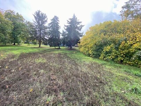 Tiny photo for 3358 Bursell Road, Central Point, OR 97502 (MLS # 220212520)