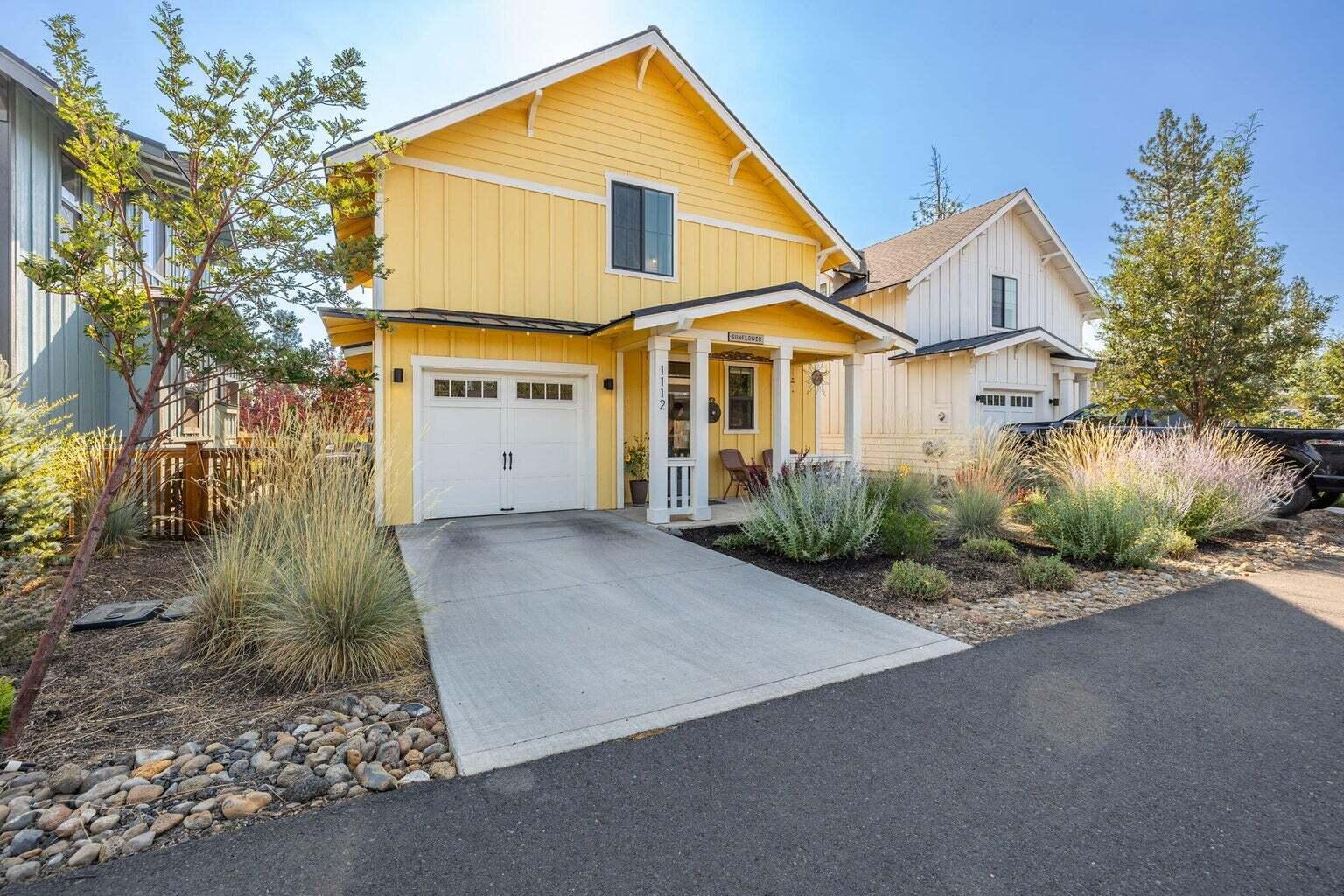 1112 N Wildflower Lane