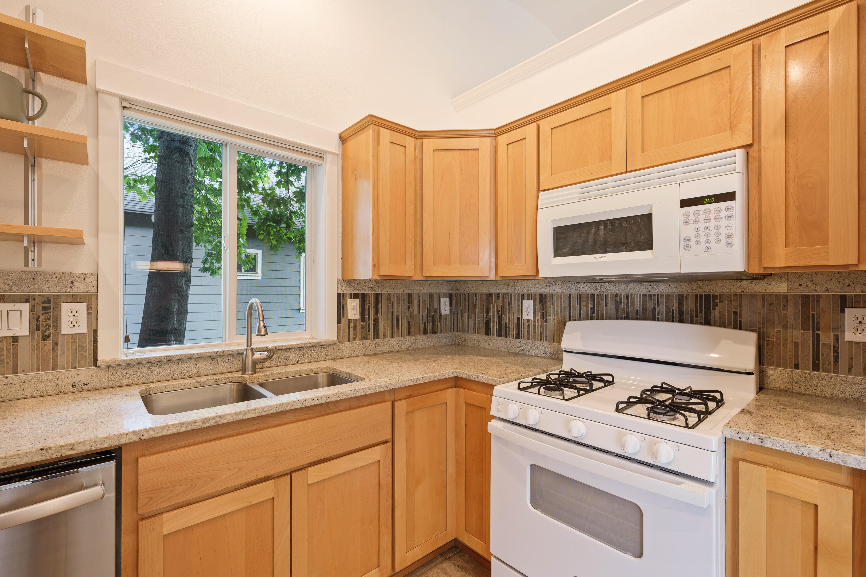 Canyon Rim Village - Residential