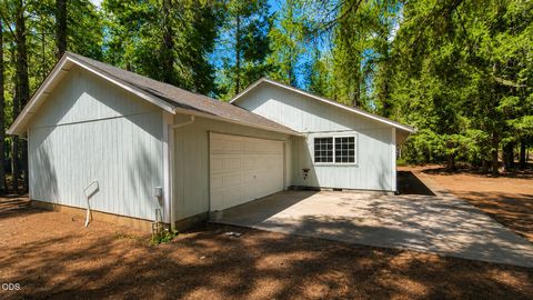 Tiny photo for 1110 Naue Way, OBrien, OR 97534 (MLS # 220222876)