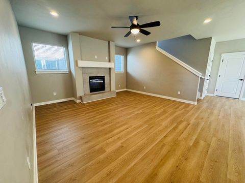 Tiny photo for 1386 NE Wilshire Drive #118, Prineville, OR 97754 (MLS # 220216918)