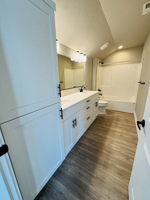 Tiny photo for 1386 NE Wilshire Drive #118, Prineville, OR 97754 (MLS # 220216918)