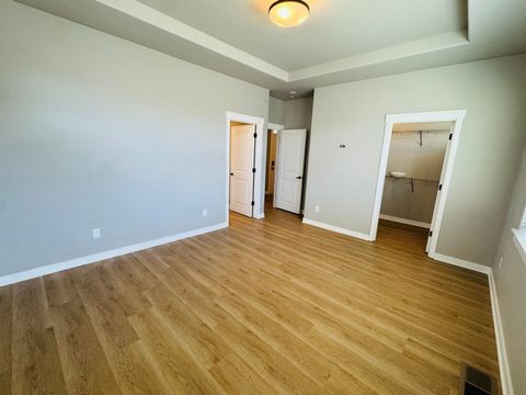 Tiny photo for 1386 NE Wilshire Drive #118, Prineville, OR 97754 (MLS # 220216918)