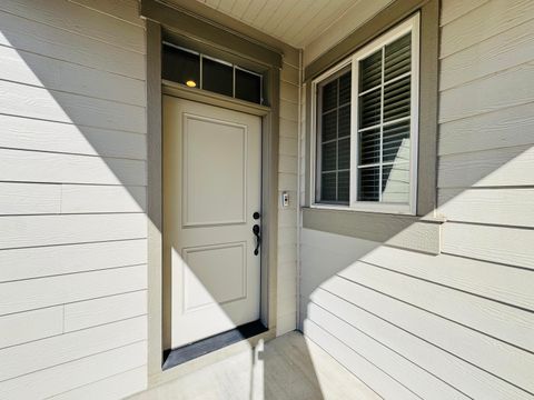 Tiny photo for 1386 NE Wilshire Drive #118, Prineville, OR 97754 (MLS # 220216918)