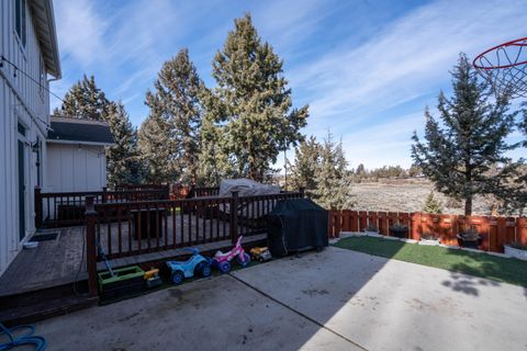 Tiny photo for 1334 SW Rimrock Way, Redmond, OR 97756 (MLS # 220215755)