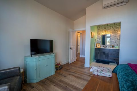 Tiny photo for 1334 SW Rimrock Way, Redmond, OR 97756 (MLS # 220215755)