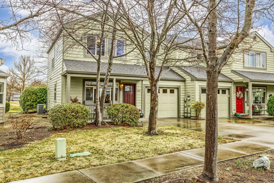 Meticulously maintained & updated Chautauqua Trace townhouse within close proximity to shopping, bike path & YMCA. The kitchen is well appointed, including engineered bamboo flooring, gorgeous granite countertops, LG stainless appliances & upgraded cabinets. It has a roomy dining area with direct access to a small patio overlooking the common area. The light filled living room has a large picture window with views to the covered front patio. Upstairs are three spacious bedrooms; the primary suite has a private bathroom with tiled flooring, oversized shower, dual vanities w/ granite countertop and room darkening shades with top-down, bottom-up feature for added privacy. The two additional bedrooms have expansive views of Grizzly Peak and share a well-appointed bathroom complete with granite topped vanity and soaking tub with tile surround Newer HVAC, water heater, fresh interior paint and so much more. Single car garage. HOA is $158 per month. Pride of ownership throughout.