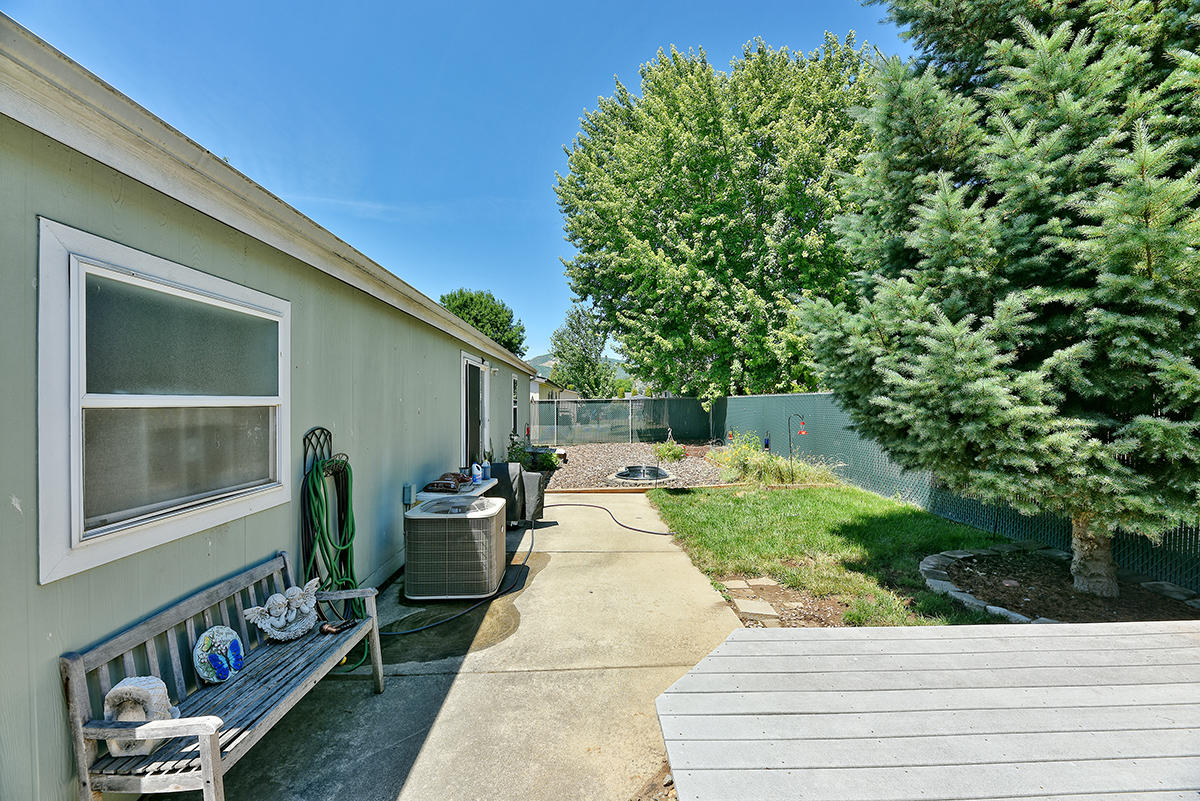 Pacific Crest Estates - Residential