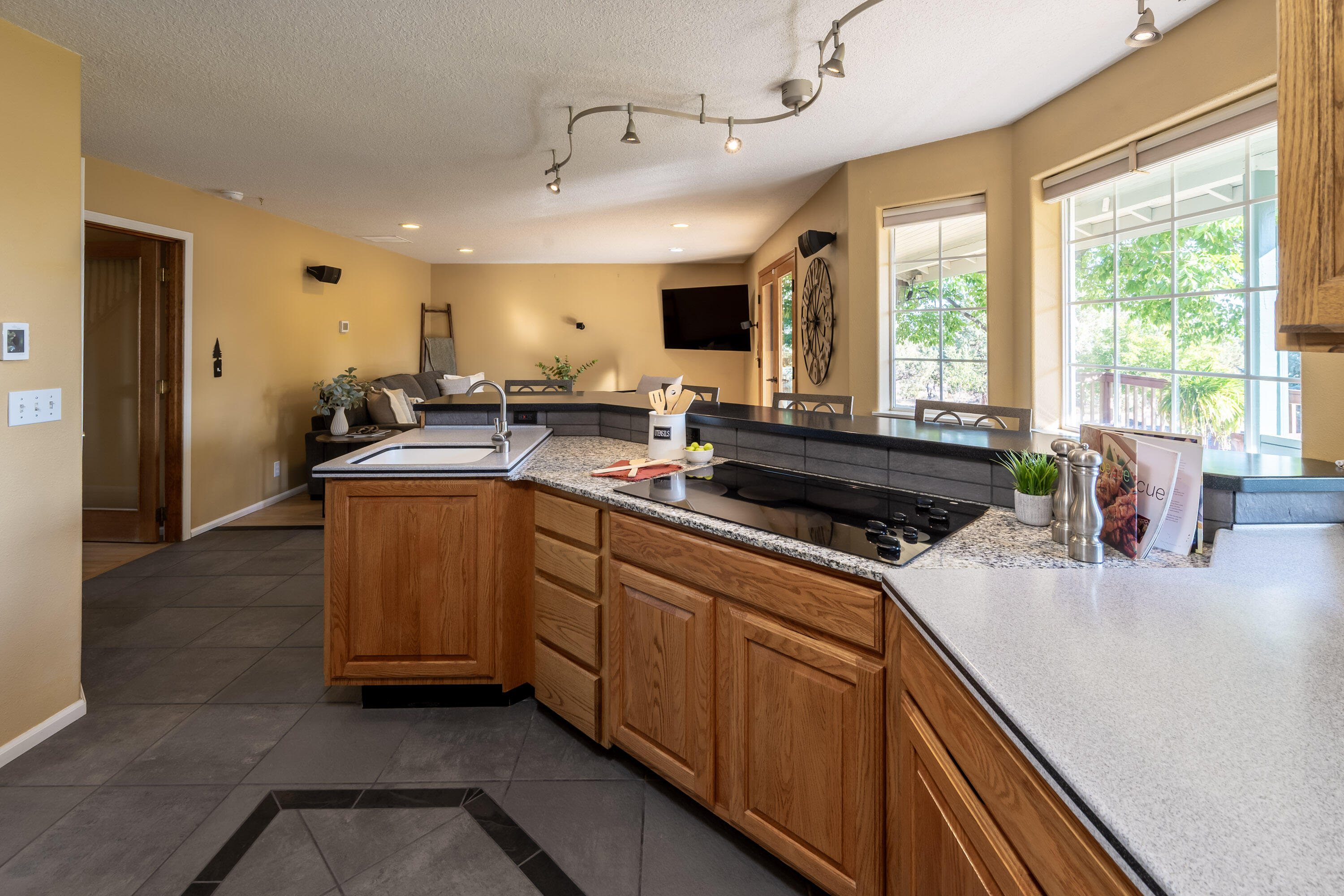 Lower Bridge Estate - Residential