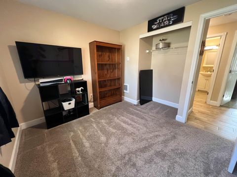 Tiny photo for 2922 SW Metolius Avenue, Redmond, OR 97756 (MLS # 220211479)