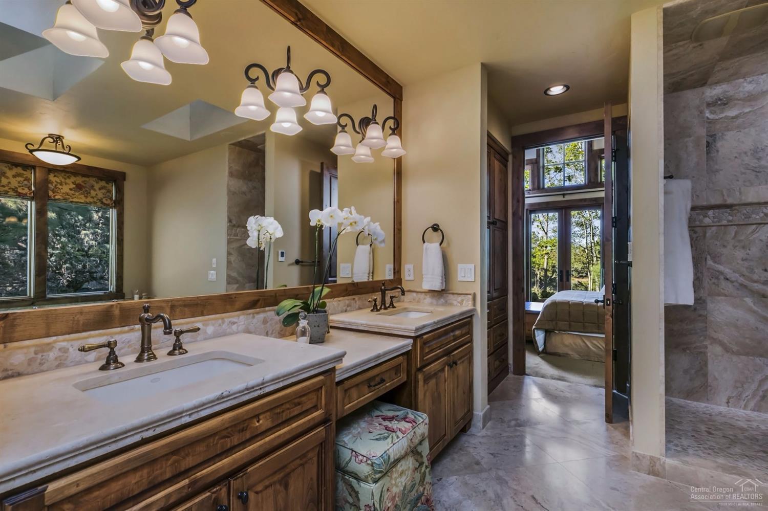 Broken Top - Residential