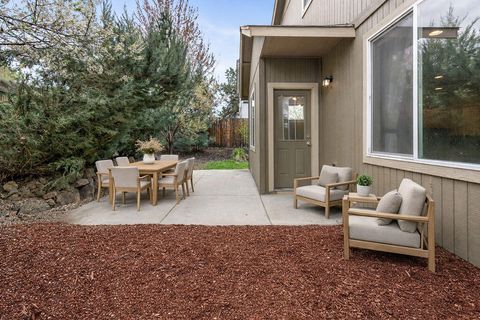 Tiny photo for 21332 Oconnor Way, Bend, OR 97701 (MLS # 220219752)