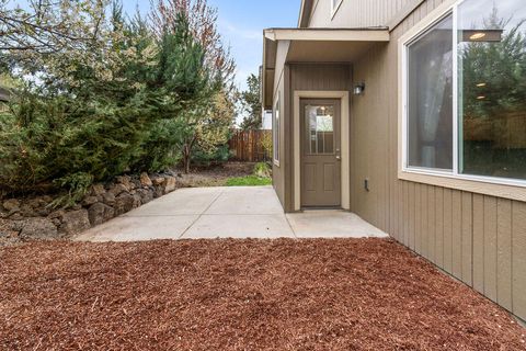 Tiny photo for 21332 Oconnor Way, Bend, OR 97701 (MLS # 220219752)