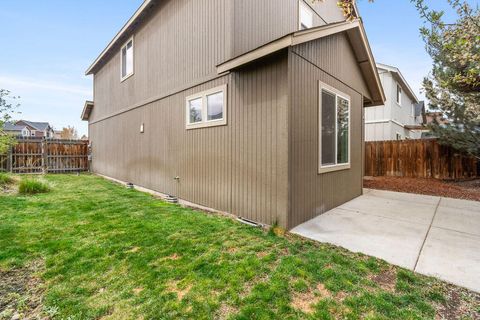 Tiny photo for 21332 Oconnor Way, Bend, OR 97701 (MLS # 220219752)