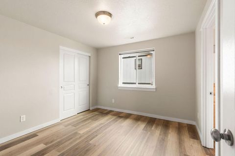 Tiny photo for 21332 Oconnor Way, Bend, OR 97701 (MLS # 220219752)