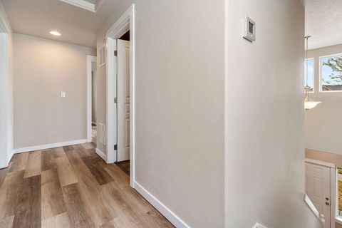 Tiny photo for 21332 Oconnor Way, Bend, OR 97701 (MLS # 220219752)