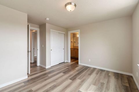 Tiny photo for 21332 Oconnor Way, Bend, OR 97701 (MLS # 220219752)